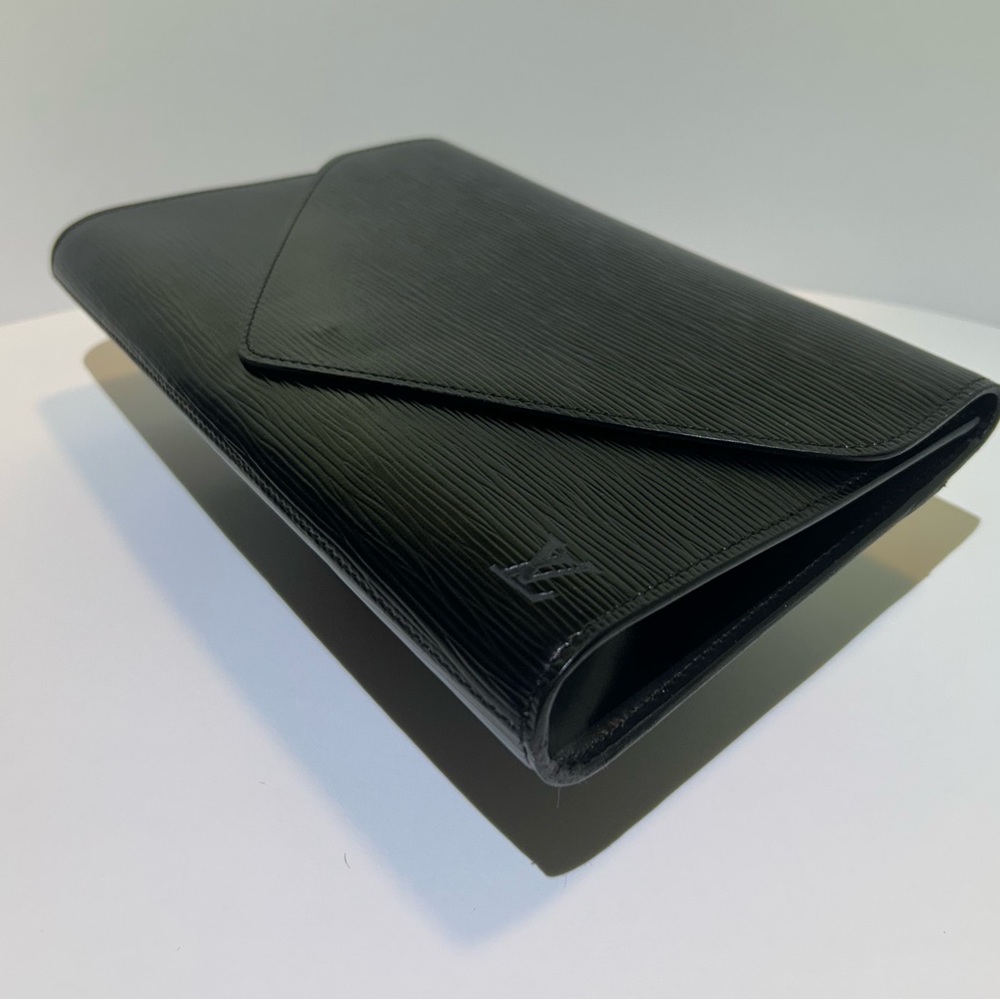 Louis Vuitton Black Textured Clutch Epi Leather Purse - Picture 7 of 10